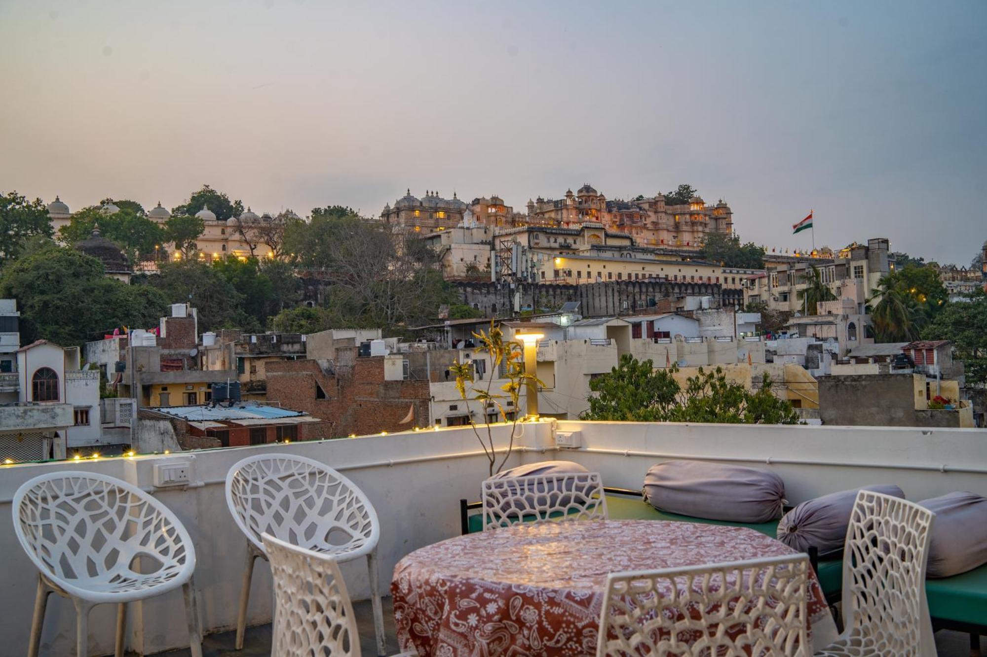 Footprint Hostel Udaipur Exterior foto