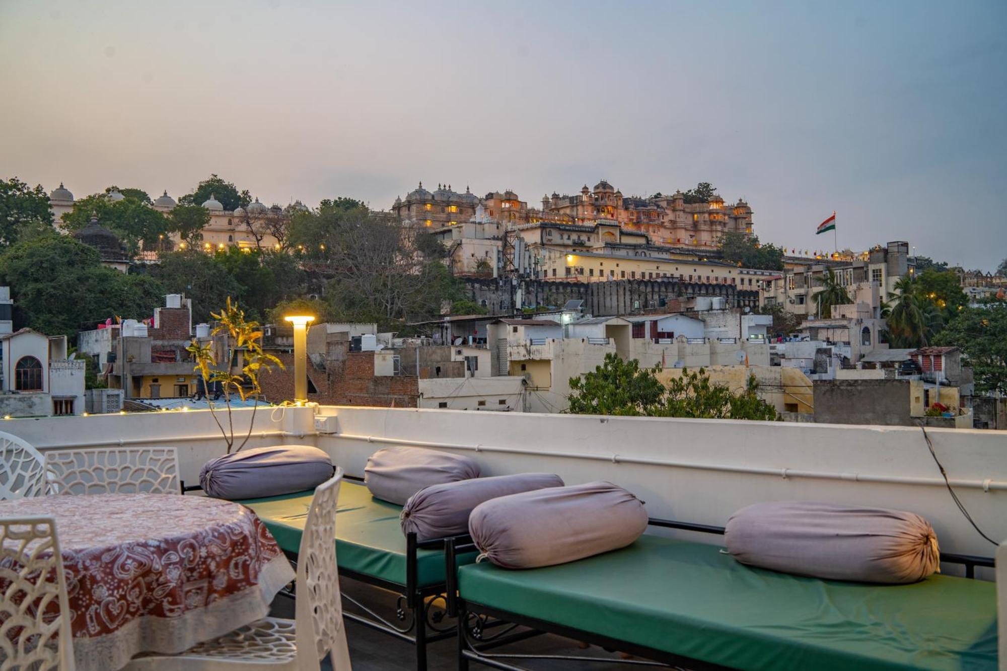 Footprint Hostel Udaipur Exterior foto
